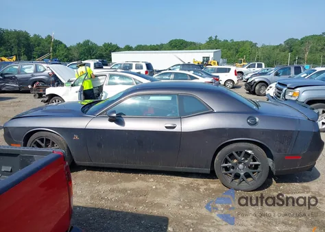 2015 Dodge Challenger R/T Scat Pack z USA, uszkodzony, nr VIN 2C3CDZFJXFH718427